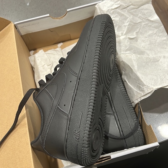 womens air force size 7